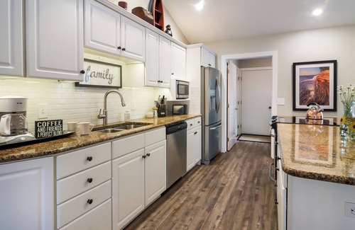 Bellaire Casa | Bellaire Golf/Ski Retreat + More at Schuss Mountain