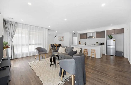 Delacombe Casa | Bellamama's @ Ballarat