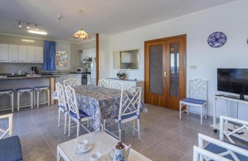 Llanca Casa | BELLAMAR A - Casa adosada para 10 personas en primera línea de mar en Llançà. - ES-228-11
