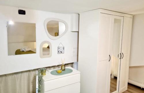 Tricolore Apartamento | BELLAVITA LOFT Milano Center near Duomo,Central Station, Navigli