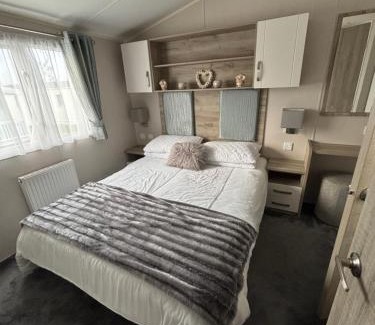 Great Yarmouth Complejo | Belle Aire Caravan Park, Sleeps 6, Bed Linen and Towels Included, Free WiFi, Pets Welcome