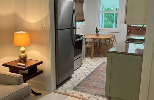 Eagle Rock Cabaña | Belle Cottage a sweet lake side stay has walk down to water & screened porch