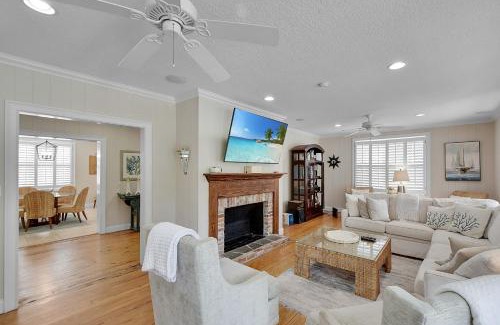 East Beach Casa | Belle Cottage