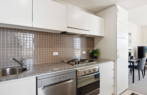 Glenelg Apartamento | Belle Escapes - Beachfront Balcony Glenelg