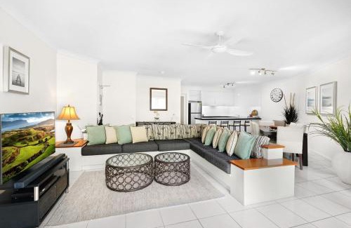 Palm Cove Apartamento | Belle Escapes Luxury Ground floor Suite 52 Alamanda Resort Palm Cove