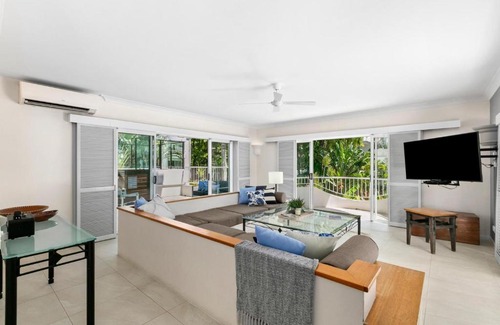 Palm Cove Apartamento | Belle Escapes Oceanview Suite 48 with Private Pool Alamanda Resort Palm Cove