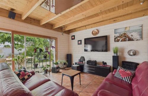 Saint-Reverend Casa | Belle et spacieuse maison au calme pour 8