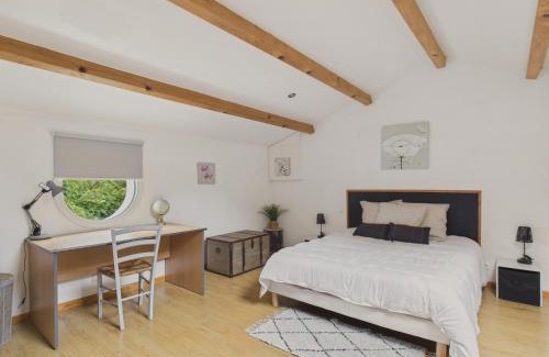 Saint-Reverend Casa | Belle et spacieuse maison au calme pour 8
