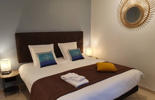 Les Mureaux Hotel | BELLE ILE