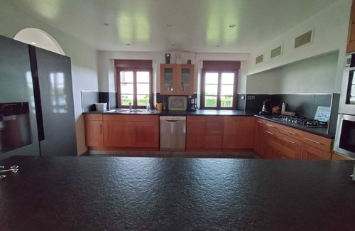 Englancourt Casa | Belle Maison de Campagne au Centre du Village Surplombant la Vallée de L'oise