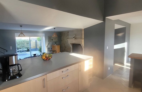Sortosville Casa | Belle Maison en Pierre Avec Cour Privée, à la Campagne, Totalement Rénovée