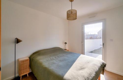 Saint-Guenole Casa | Belle maison pour 8 - 950m de la plage et du port