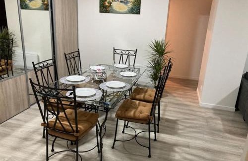 Villecresnes Casa | Belle maison2 chambres pres du Paris 80m2