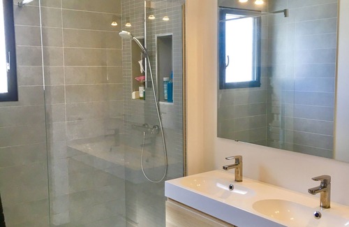 Saint-Barthelemy Casa | Belle Villa Avec Piscine, Calme, Proche des Plages, Entre Landes et Pays Basque