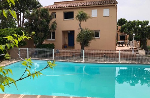 Sainte-Marie-la-Mer Villa | BELLE VILLA AVEC PISCINE