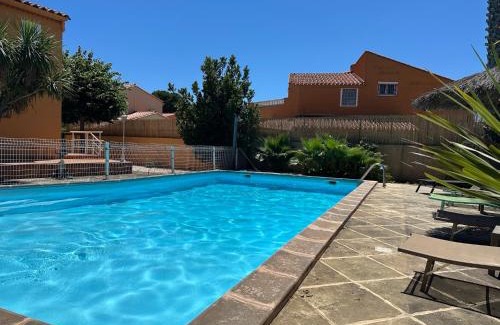 Sainte-Marie-la-Mer Villa | BELLE VILLA AVEC PISCINE