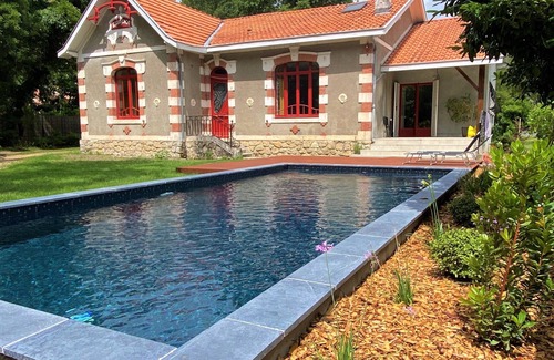 Gradignan Casa | Belle Villa Avec Piscine Dans Cadre de Verdure au Cœur du Vignoble Bordelais