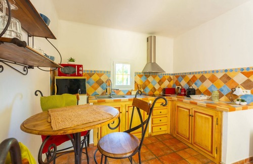 Grans Otro | Belle Villa Provençale Dans Parc Paysagé Avec Piscine/sauna/balnéo + Dépendances