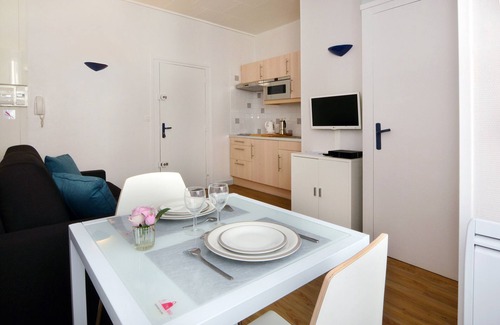 Bellecour - Hotel Dieu Apartamento | Bellecour, estudio perfectamente amueblado con balcón.