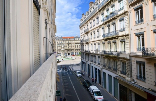 Bellecour - Hotel Dieu Apartamento | Bellecour, estudio perfectamente amueblado con balcón.