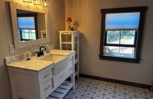 Port Rexton Casa | Bellecroft House - Beautifully renovated, stunning water-front getaway property
