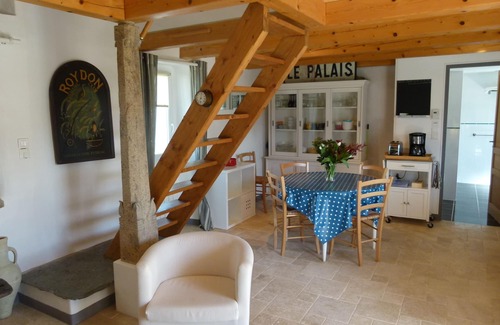 Sauzon Casa | Belleiloise totalmente restaurada antigua casa en la playa