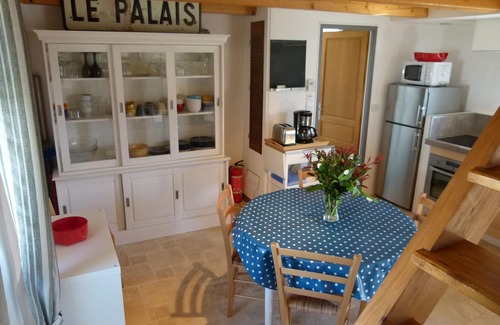 Sauzon Casa | Belleiloise totalmente restaurada antigua casa en la playa