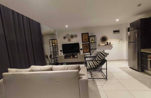 Cantonments Apartamento | Belleson Homes Embassy Gardens