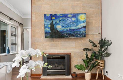 Bellevue Heights Casa | Bellevue Heights HolidayHome - Flinders Uni & Med
