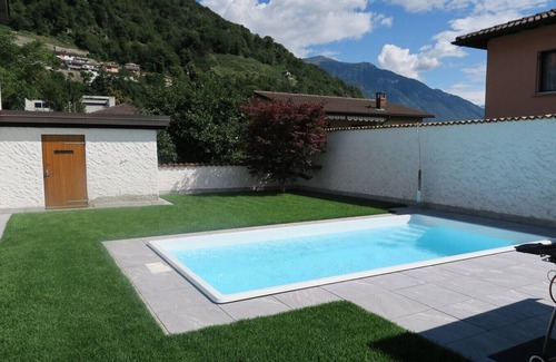 Monte Carasso Apartamento | Bellinzona by the Pool - Ca dal Virgi Swisshomebnb