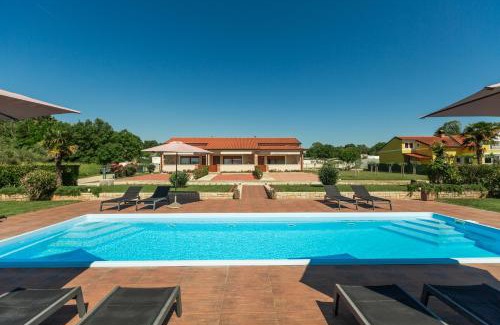 Funtana Apartamento | Bellissima Natura