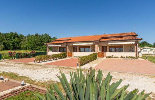 Funtana Apartamento | Bellissima Natura
