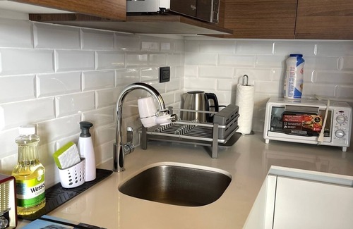 Zona 10 Apartamento | Bello Apartamento Tipo Estudio en el Corazón de la Zona 10 de Guatemala
