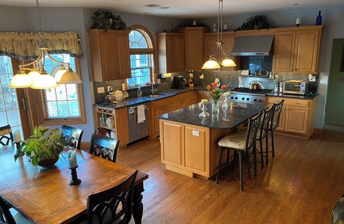 Brookhaven Casa | Bellport Brookhaven Hamlet, near Hamptons, Fire Island NY