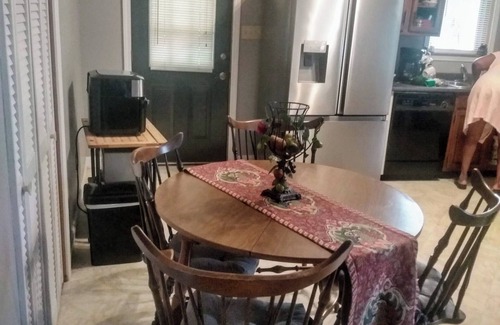 Minturn Casa | Bell’s Place “ You’re at home at Bell’s Place“! Family friendly