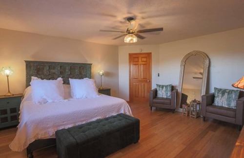 Sevierville Villa | Extremely Private Luxurious Mountain View