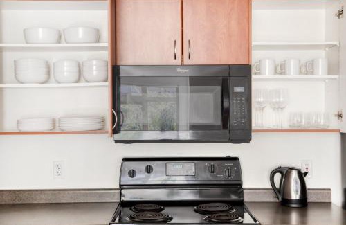 Belltown Apartamento | Belltown 1BR w Gym Views BBQ Easy Commute SEA-469