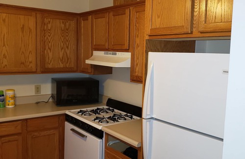 Wall Casa | Belmar, NJ - 1 Block to the Beach!!