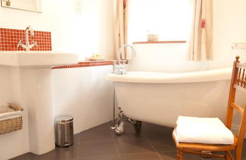 Wrelton Casa | Belmont Bed and Breakfast
