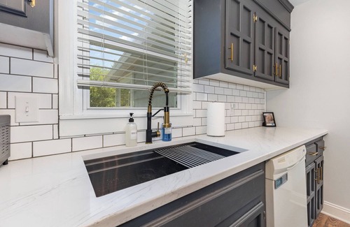 Belmont Casa | Belmont Bliss: 3BR Home with AC