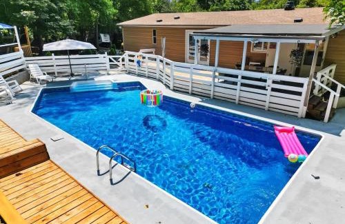 South Belmont Casa | Belmont Family Fun w Hot Tub Pool Game Room King Suite
