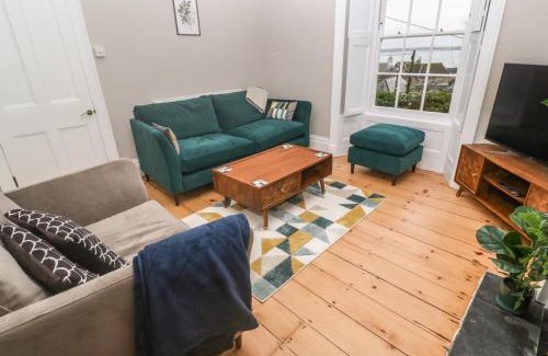 Newlyn Casa | Belmont