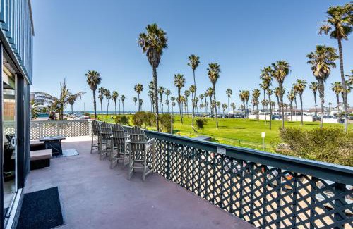South Mission Beach Casa | Belmont Ocean Views - Massive Private Deck, Grill & Parking