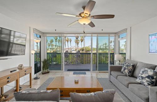 South Mission Beach Casa | Belmont Ocean Views - Massive Private Deck, Grill & Parking