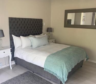 Constantia Casa | Beluga of Constantia Guest House
