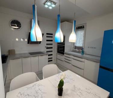 Baja Apartamento | Belvárosi Luxus Apartman