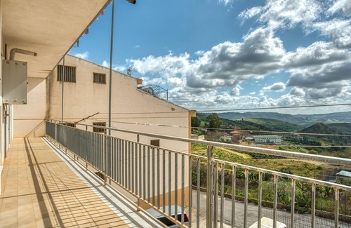 Santa Caterina Villarmosa Casa | Ferienwohnung Santa Villarmosa