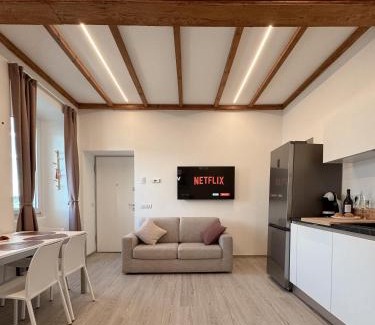 Ghiffa Apartamento | Belvedere 237A Lakeview Luxury Apartment