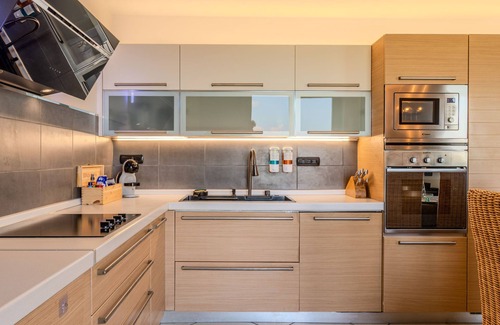 Casnate Con Bernate Apartamento | Belvedere by Interhome