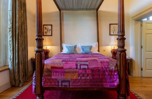 Biddestone Cabaña | Belvedere, Euridge - Sleeps 9 guests in 4 bedrooms